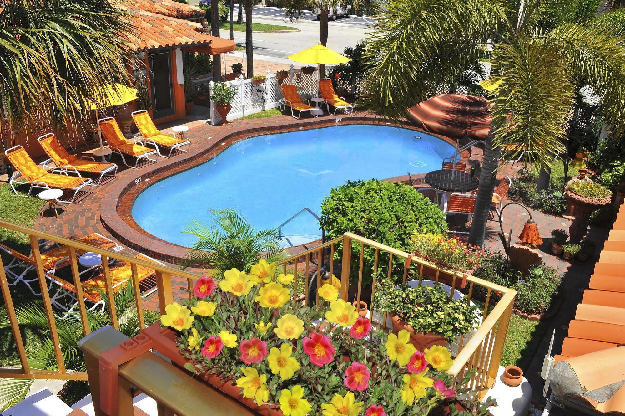 Blue Seas Courtyard Hotel Lauderdale-by-the-Sea Exterior foto